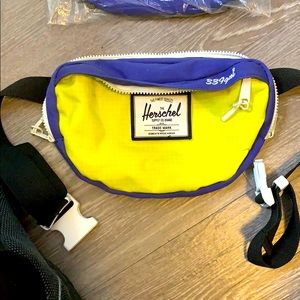 Herschel Nineteen Waist Bag